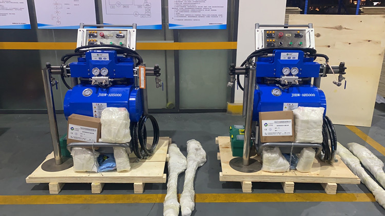 聚脲噴涂機(jī)可以噴涂聚氨酯嗎_多功能聚脲噴涂設(shè)備